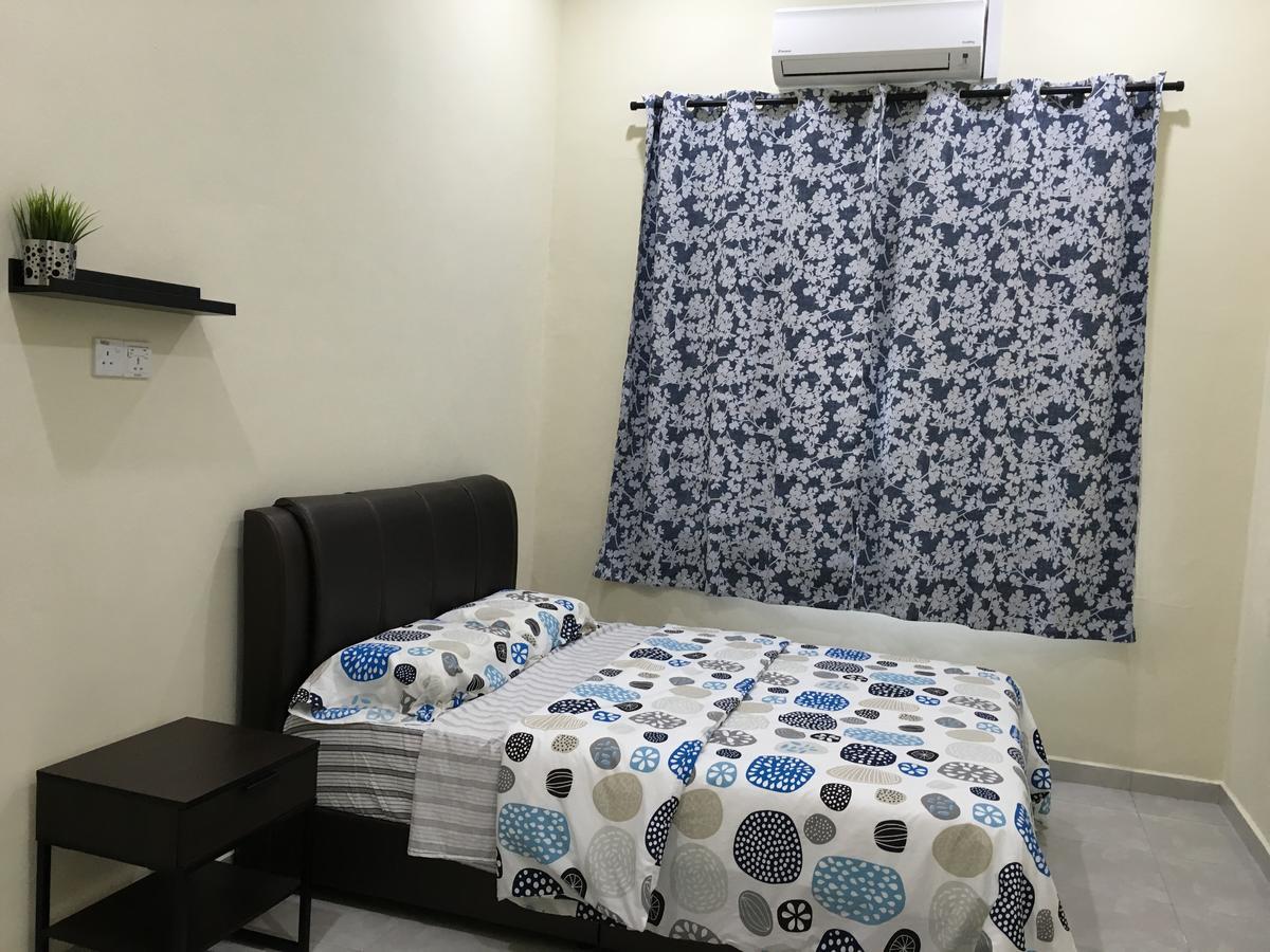 Louie Homestay Mersing Exterior foto